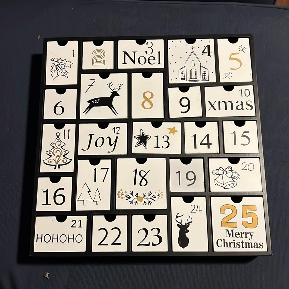 Festive Advent Calendar with Black and Gold Highlights